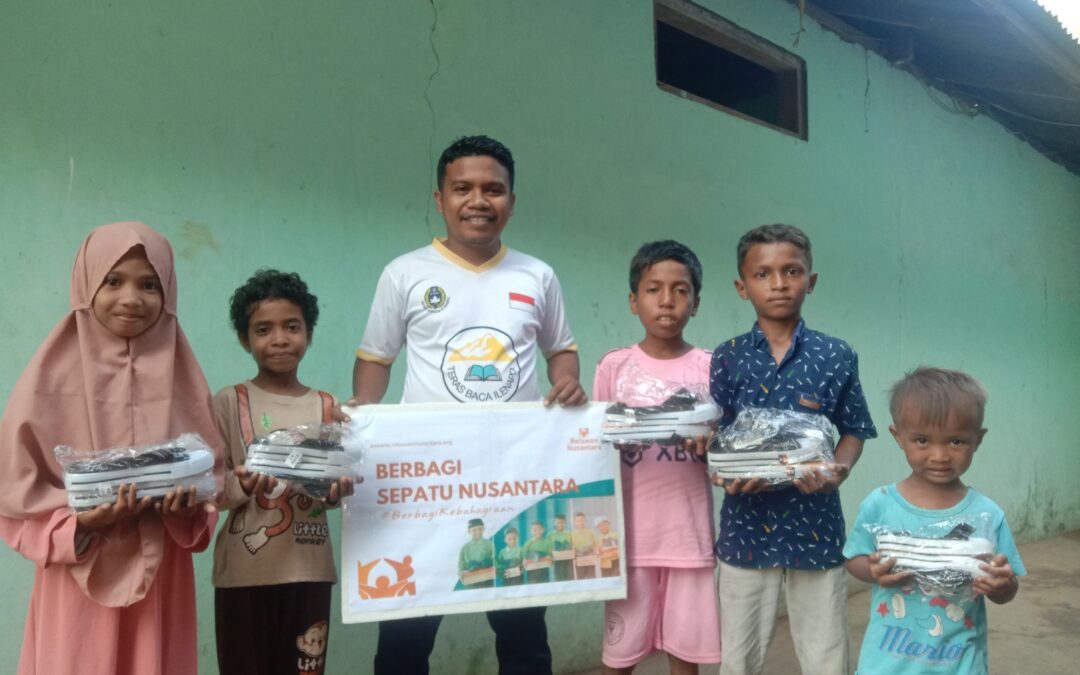 Berbagi Sepatu Nusantara bersama Relawan Nusantara