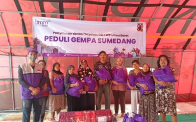 Yayasan RSI BASI Jawa Barat & Baitul Maal Muamalat melalui Relawan Nusantara salurkan bantuan untuk penyintas Gempa Sumedang