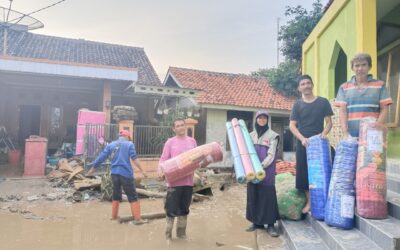 Baitulmaal Muamalat Salurkan Bantuan untuk penyintas Banjir di Kabupaten Sumedang