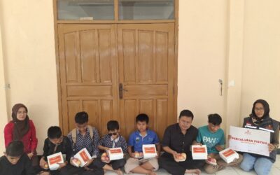 Berbagi Makanan Fidyah untuk Dukung Kegiatan Tunanetra