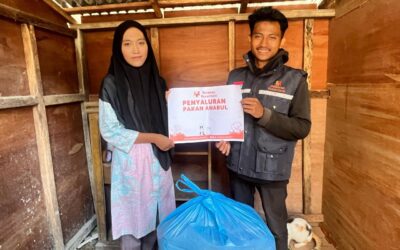 Relawan Nusantara Salurkan Pakan Anabul di Cat Room Peduli Kucing Payakumbuh