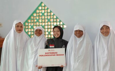 Relawan Nusantara Berbagi Perlengkapan Ibadah di Kabupaten Tasikmalaya