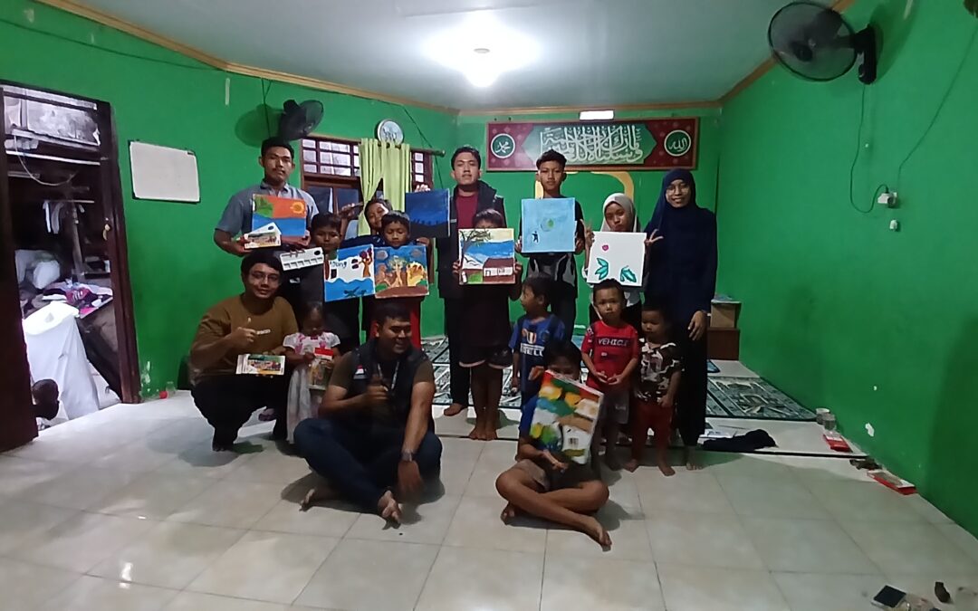 Relawan Nusantara Bali dan Social Project Bali Edukasi Anak Kampung Plastik: Luaskan Manfaat Lewat Melukis dan Cerita Lingkungan