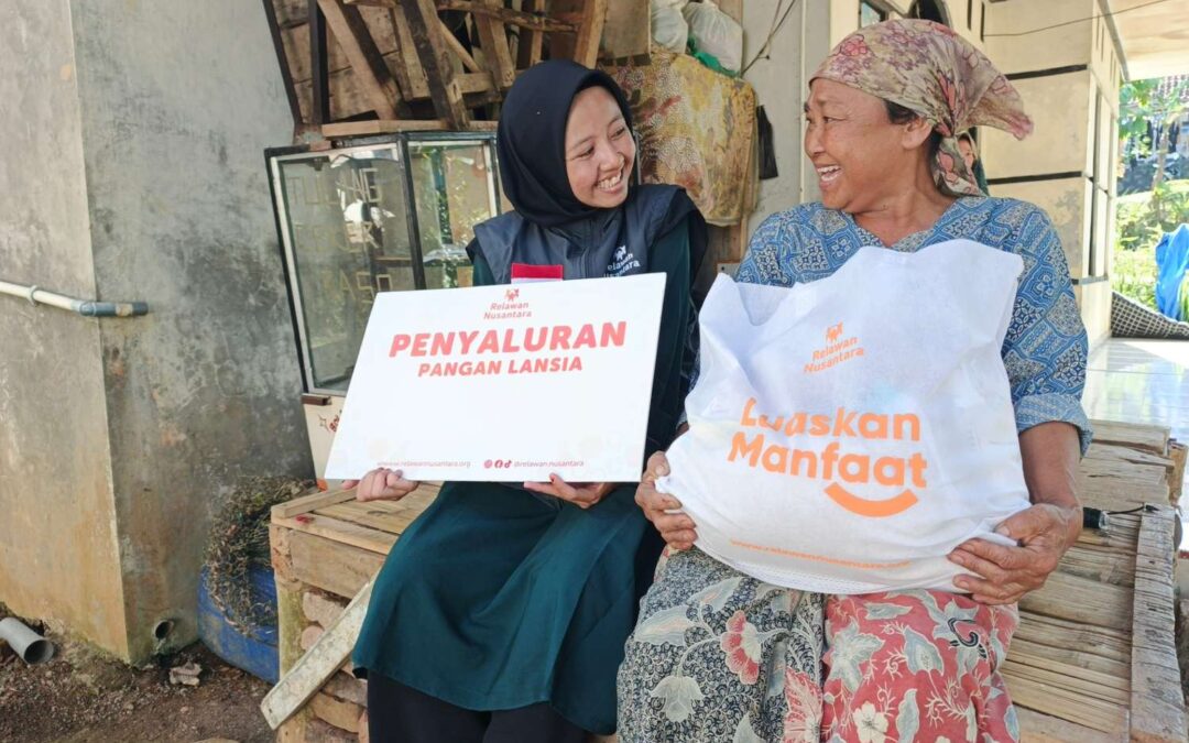 Menembus Pelosok, Menyapa dengan Kepedulian:Relawan Nusantara Berbagi Pangan untuk Lansia dan Dhuafa di Tasikmalaya