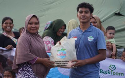 Kolaborasi Le Minerale, Benih Baik, dan Relawan Nusantara Hadirkan Air Bersih untuk Warga Terdampak di Aceh Utara