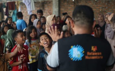 Bantuan Kemanusiaan Pascabencana Kayu Pasak GEKRAFS dan Relawan Nusantara Hadirkan Peluk Hangat untuk Para Penyintas