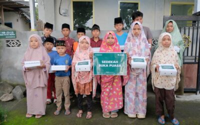 Senyum Penghafal Al-Qur’an: 100 Paket Iftar Hadirkan Kebahagiaan bagi Santri TPQ Al-Manah dan TPQ Al-Amin Suralaga, NTB