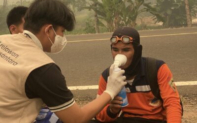 Layanan Kesehatan Hadir Saat Karhutla Dekati Permukiman Warga di Palangka Raya