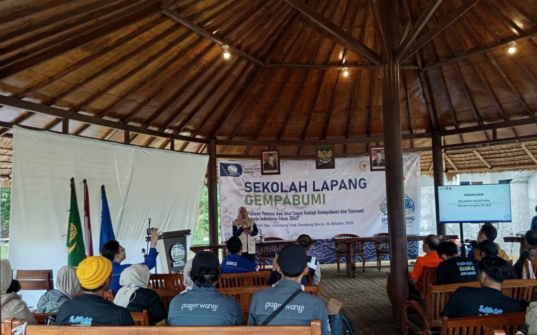 Perkuat Kesiapsiagaan Sesar Lembang, Masyarakat Ikuti Sekolah Lapang Gempa Bumi